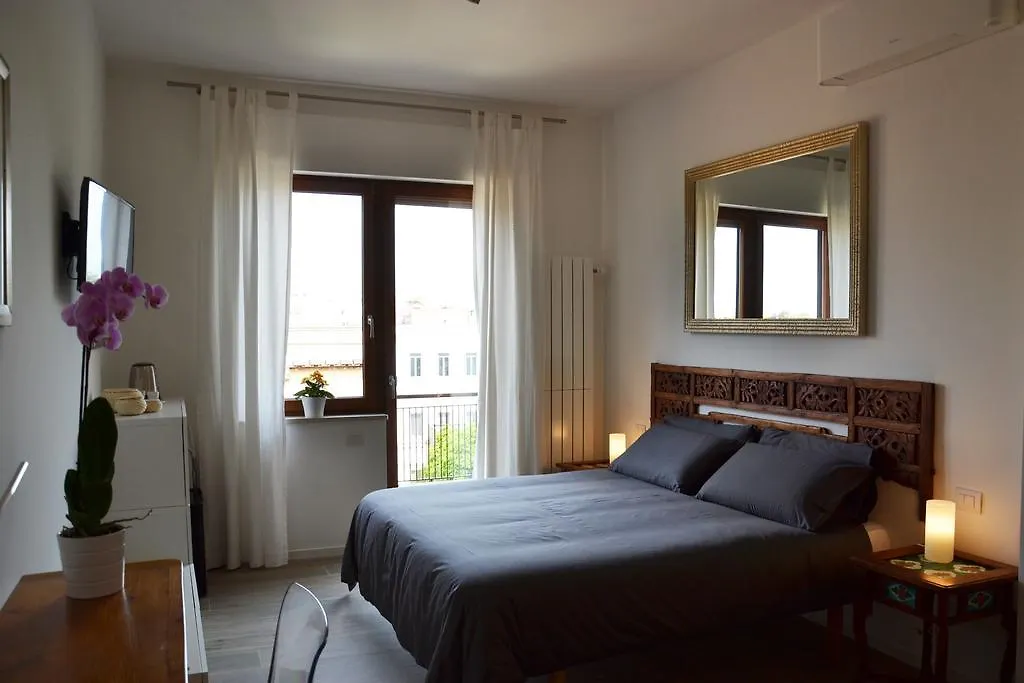 Studio Cardello Colosseum Rome Apartment